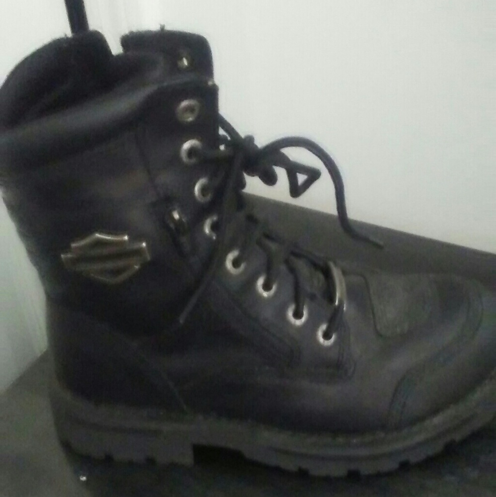 Woman's New Harley Davidson Boots